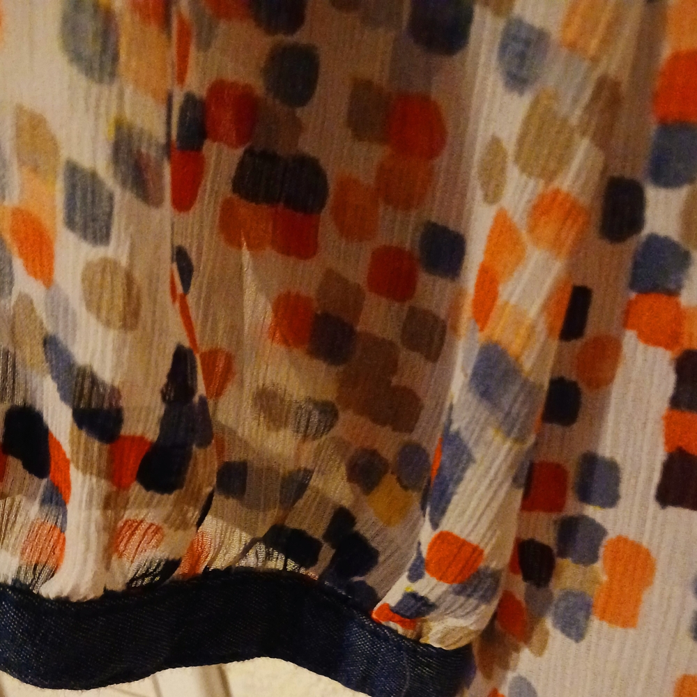 Multicolor Patterned Women's Top - Picture 3 of 4